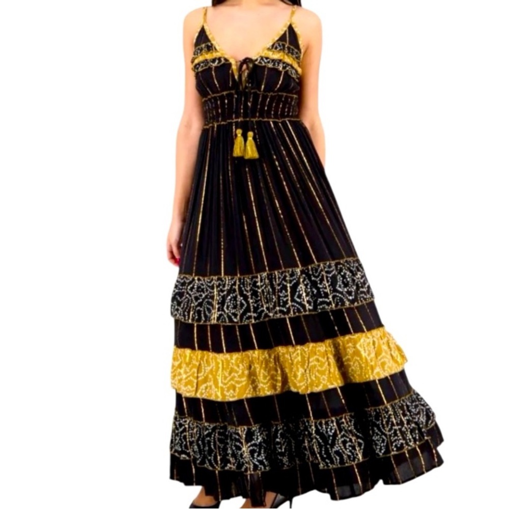 Elegant Black and Gold Maxi Dress
